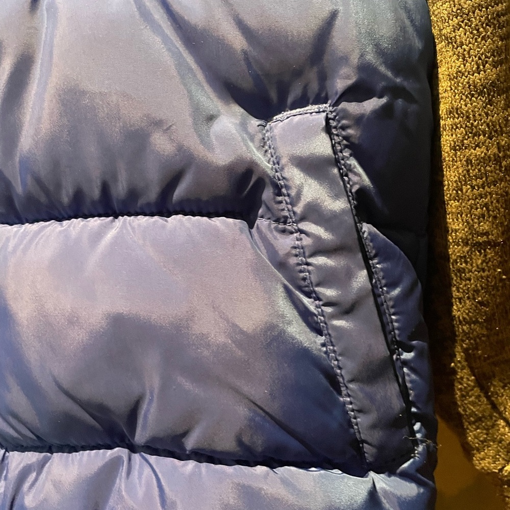 Hurley Blue and Black Puffer Vest with Gray Sleeves - Picture 6 of 7
